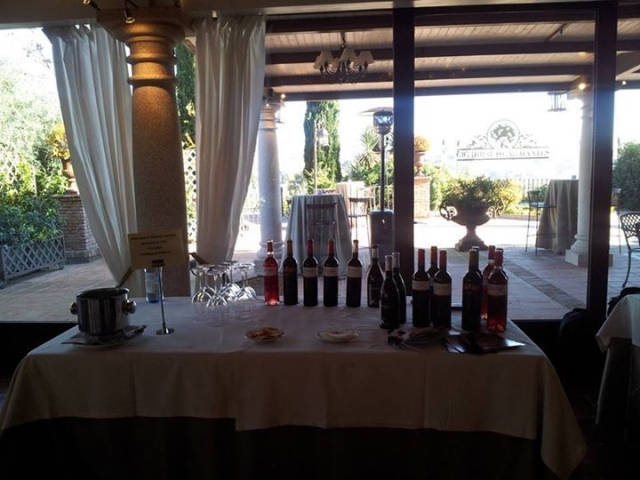 Organizamos eventos con diversos vinos